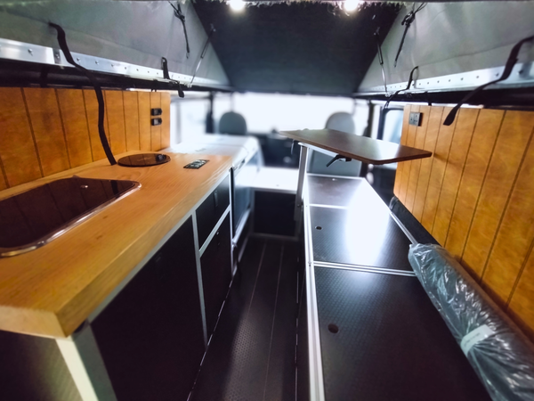 Overlanding Swivel Table