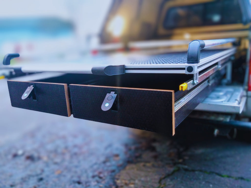 Aluminum and  phenolic ply drawer set